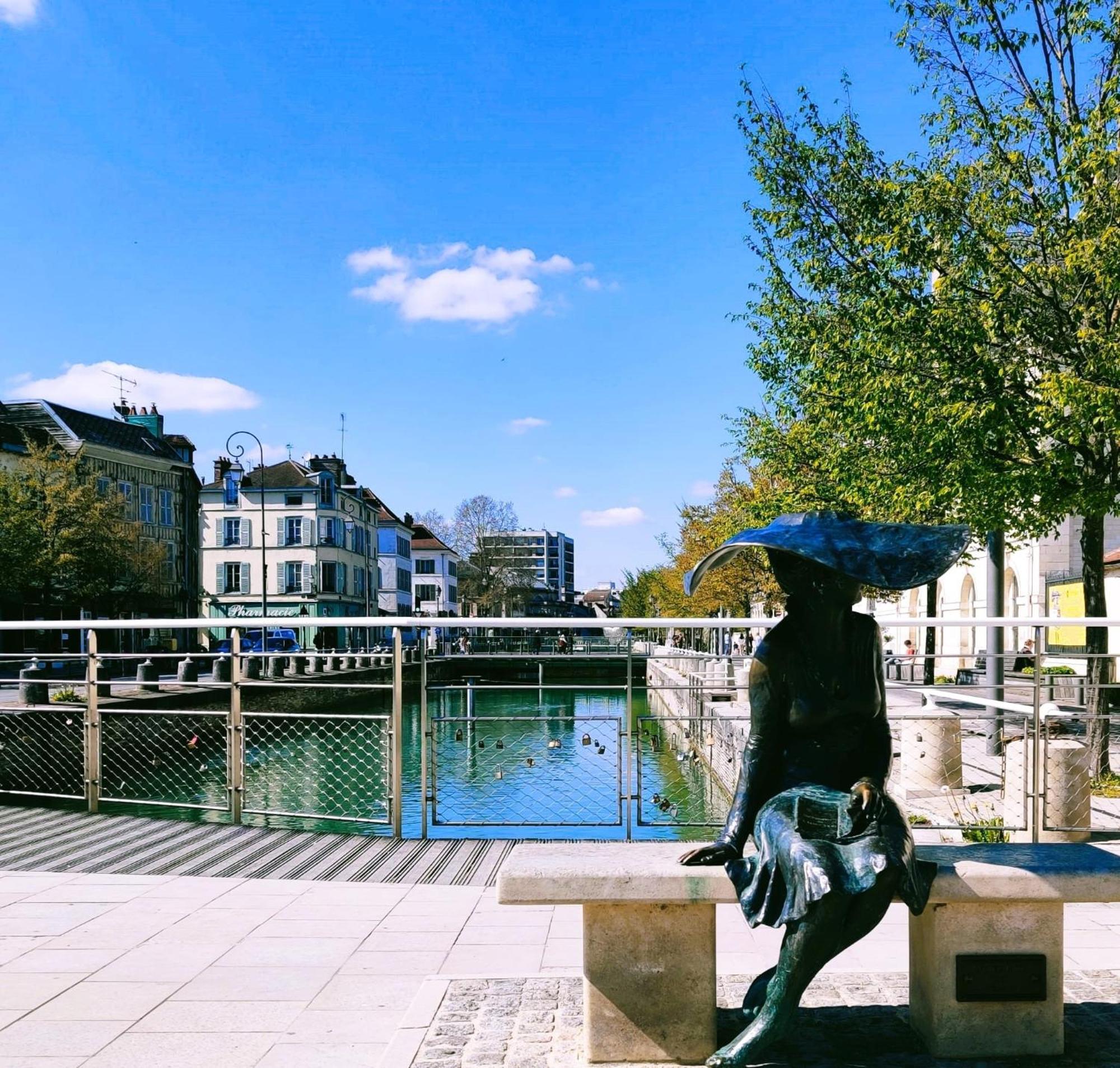 Au Coeur De Troyes - Calme Et Confort Appartement Buitenkant foto